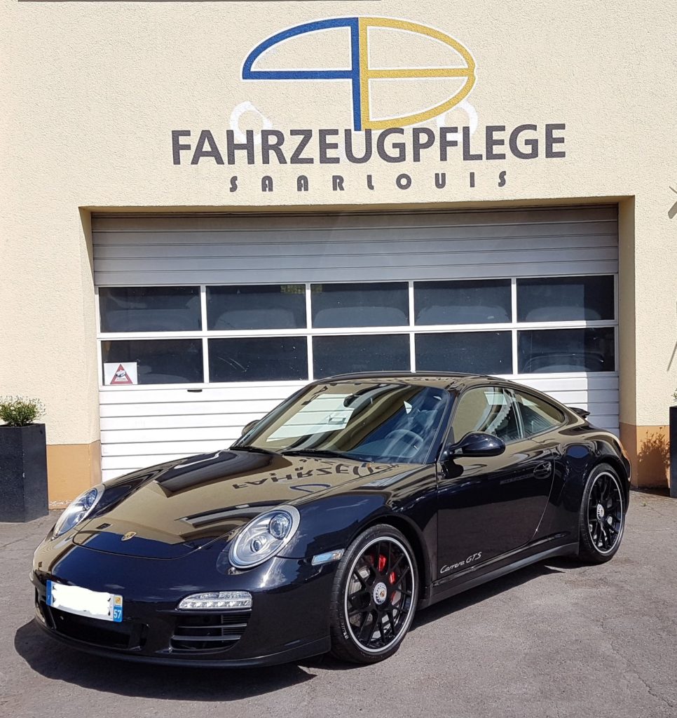 Referenzen Ort Porsche Carrera GTS schwarz Frankreich referenzen